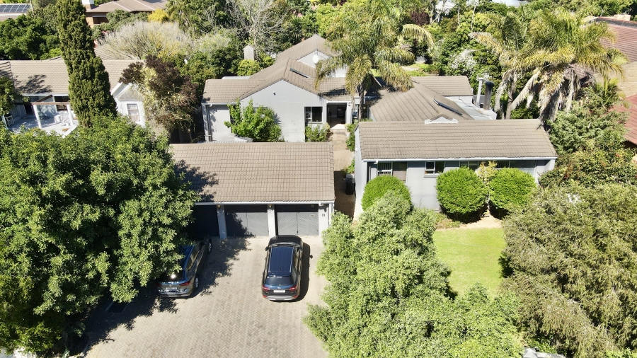 5 Bedroom Property for Sale in Vierlanden Western Cape